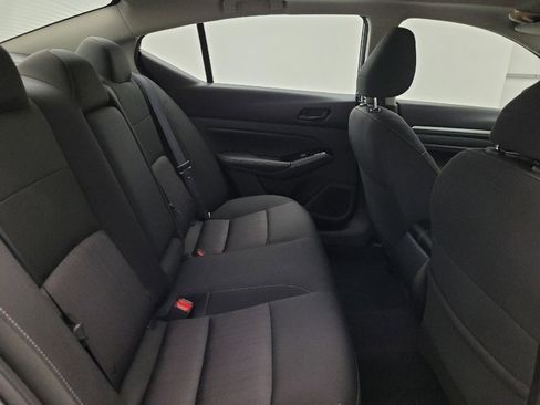 Used 2023 Nissan Altima 2.5 SV w/ SV Premium Package FWD image 19