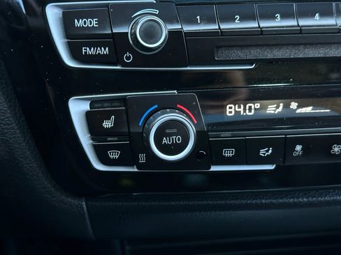 Used 2018 BMW 320i xDrive Sedan image 35