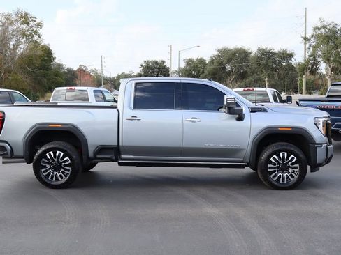 Certified 2025 GMC Sierra 2500 Denali Ultimate image 9