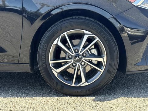 Used 2023 Kia Forte LXS image 31