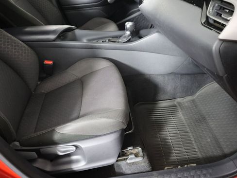 Used 2020 Toyota C-HR LE image 26