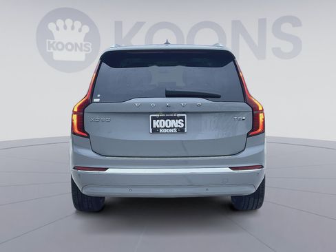 New 2026 Volvo XC90 T8 Ultra w/ Protection Package Premier image 5