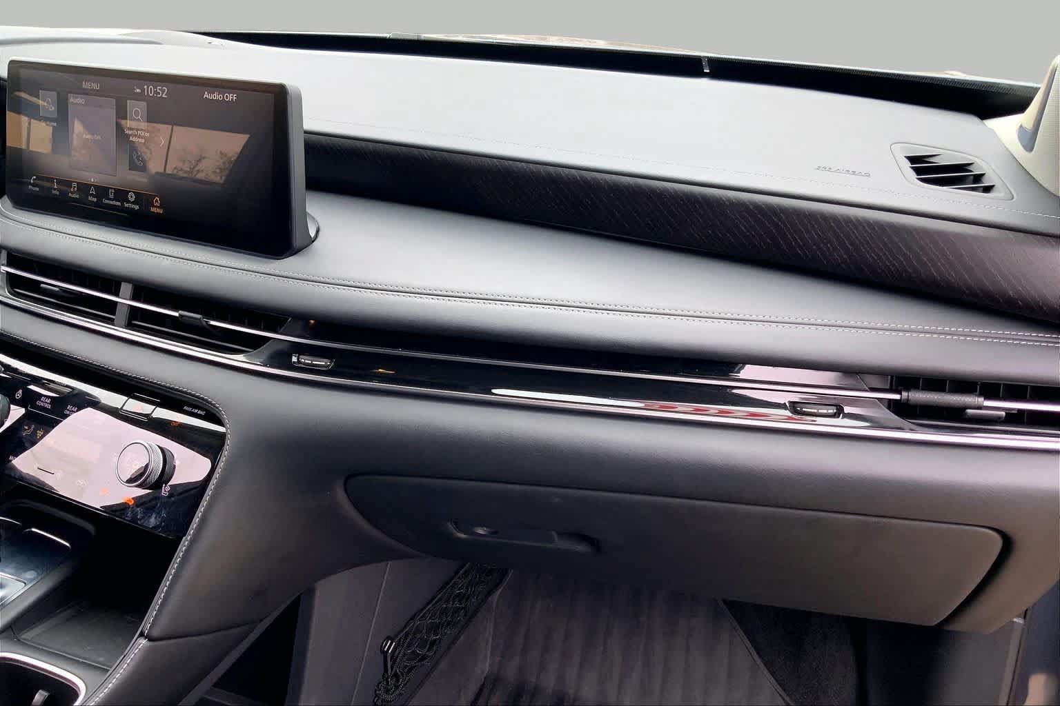 Used 2023 INFINITI QX60 Sensory w/ Vision Package FWD image 17