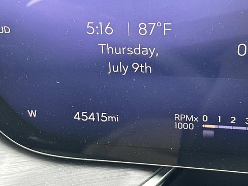 Used 2024 Buick Envision Preferred AWD/4WD image 18
