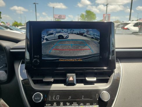 Used 2023 Toyota Corolla LE FWD image 27
