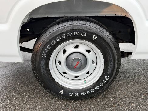 Used 2003 GMC Sonoma SL w/ Convenience Package image 34