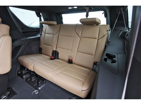 New 2026 Cadillac Escalade Luxury w/ Touring Package AWD/4WD image 13