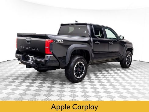 Used 2024 Toyota Tacoma TRD Off-Road image 5