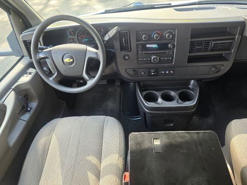 Used 2013 Chevrolet Express 2500 LT w/ LT Preferred Equipment Group RWD image 15