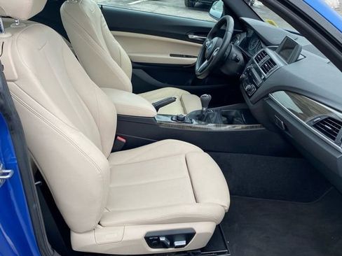 Used 2017 BMW M240i Coupe image 18