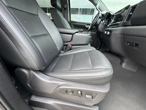 Used 2025 GMC Sierra 1500 SLT AWD/4WD image 5