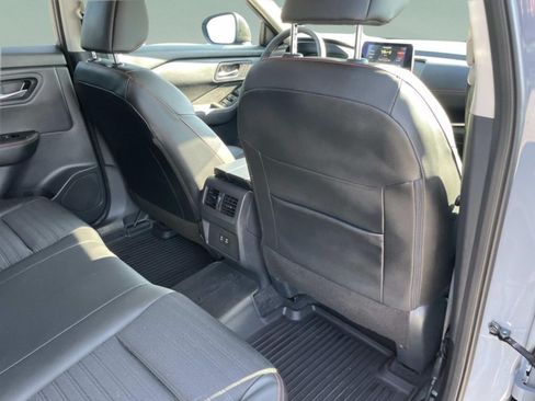 Used 2026 Nissan Rogue SV w/ Rock Creek Premium Package AWD/4WD image 15