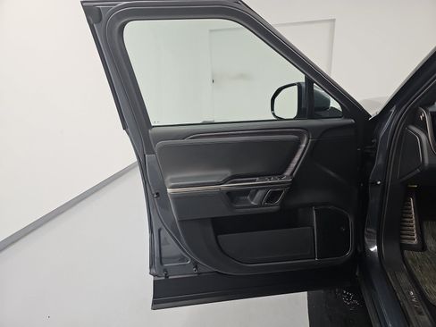 Used 2024 Rivian R1S Adventure AWD/4WD image 16
