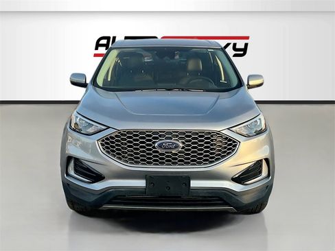 Used 2024 Ford Edge SEL image 2
