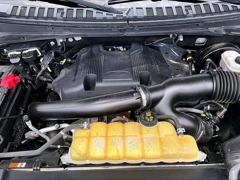 Used 2019 Ford Expedition Limited w/ Equipment Group 301A RWD image 31