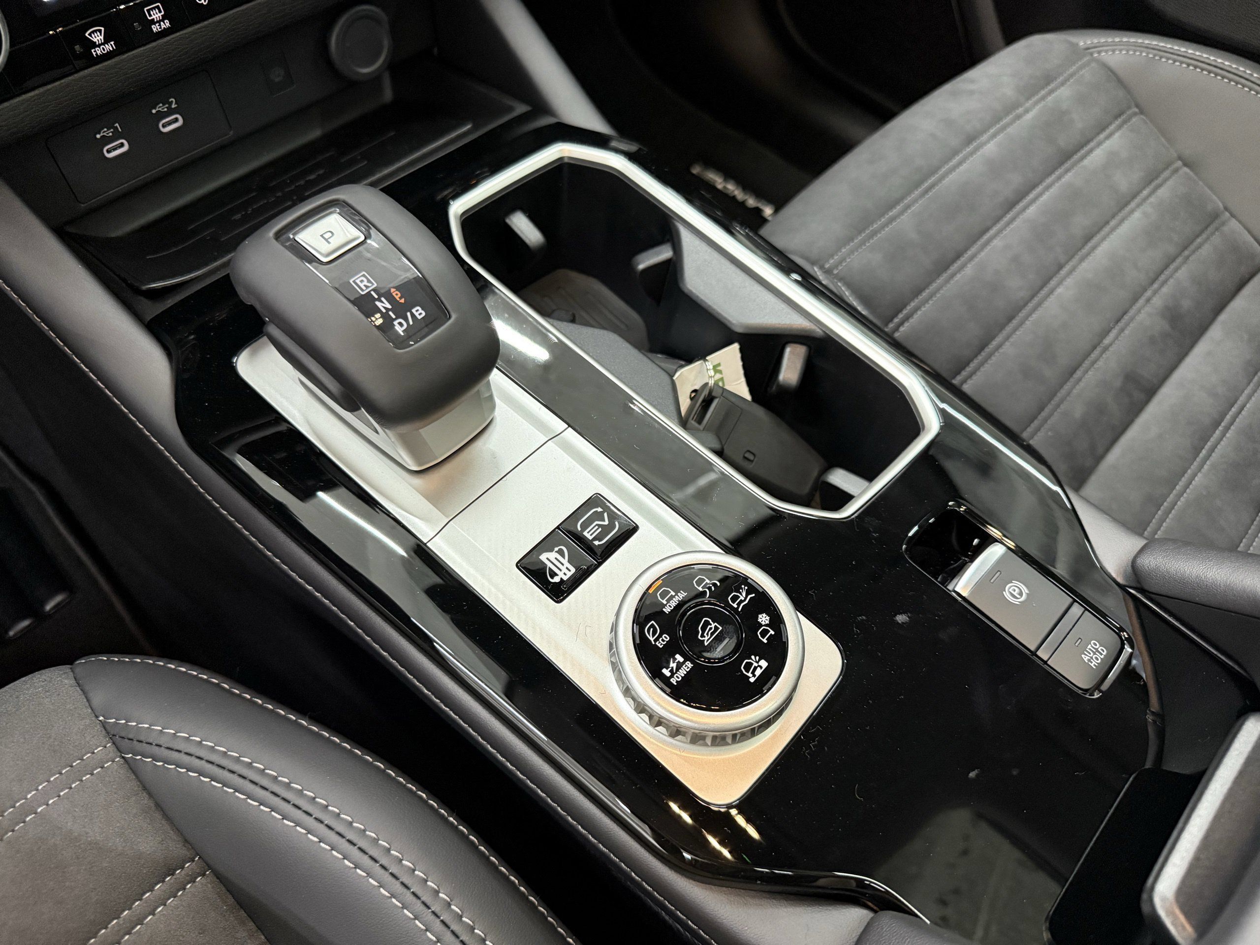 New 2026 Mitsubishi Outlander SE AWD/4WD image 14