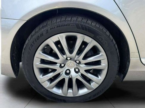 Used 2016 Lexus LS 460 w/ Comfort Package RWD image 64