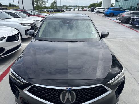 Used 2024 Acura MDX FWD w/ Technology Package image 3