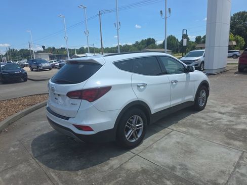 Used 2017 Hyundai Santa Fe Sport FWD image 5