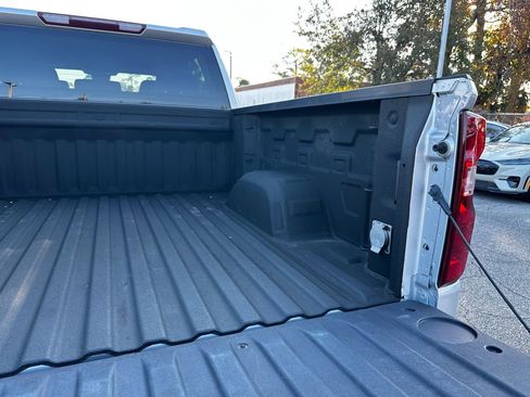 Used 2022 Chevrolet Silverado 1500 Custom image 45