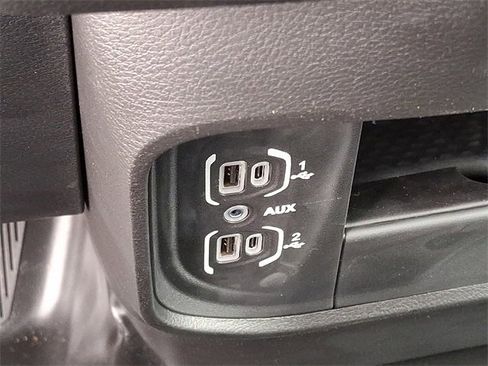 Used 2024 RAM 2500 Tradesman w/ Chrome Appearance Group image 20