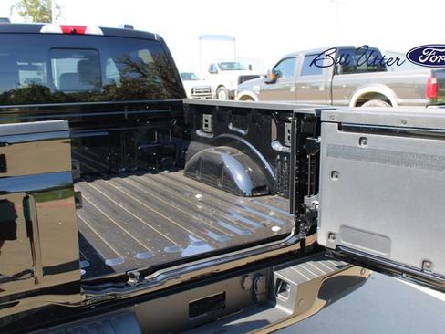 New 2025 Ford F150 Platinum w/ FX4 Off-Road Package image 8