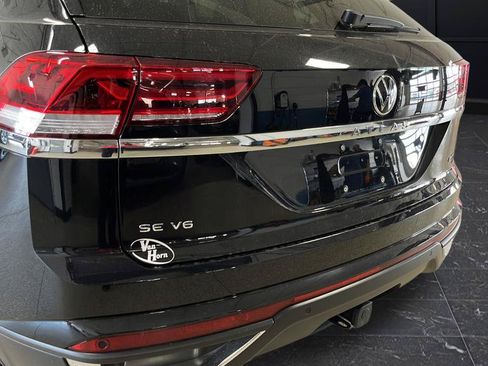 Used 2022 Volkswagen Atlas Cross Sport SE AWD/4WD image 36
