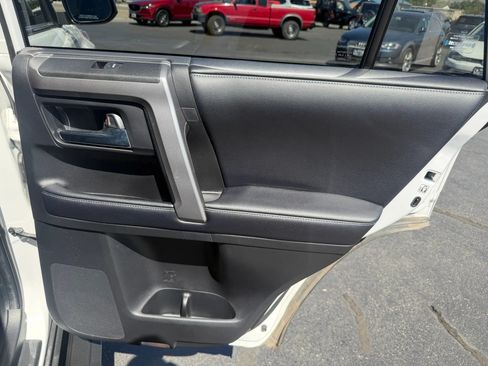 Used 2020 Toyota 4Runner SR5 w/ Wilderness Package AWD/4WD image 15