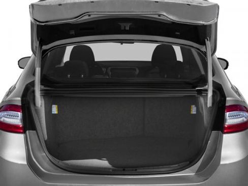 Used 2016 Ford Fusion SE image 11