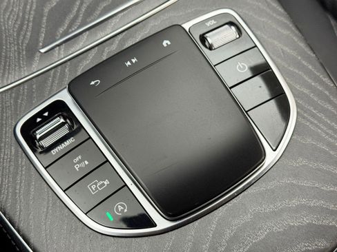 Used 2021 Mercedes-Benz E 350 Sedan w/ Premium Package image 33