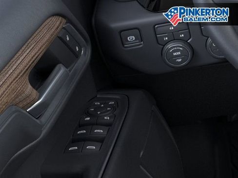 New 2026 Chevrolet Silverado 2500 LT w/ Z71 Chrome Sport Edition AWD/4WD image 22