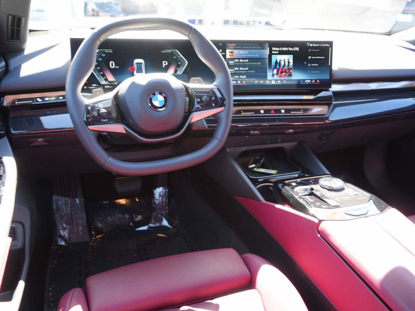 Used 2026 BMW 540i xDrive AWD/4WD image 7