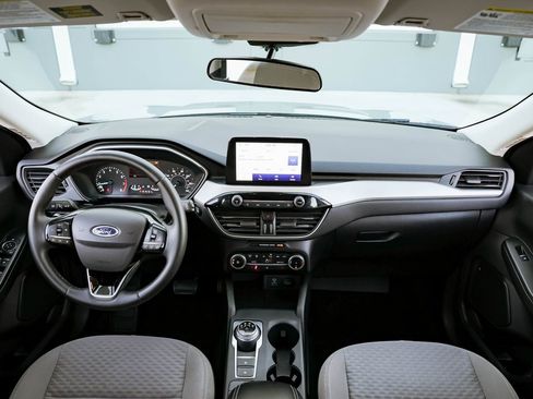 Used 2022 Ford Escape SE w/ Cold Weather Package image 30