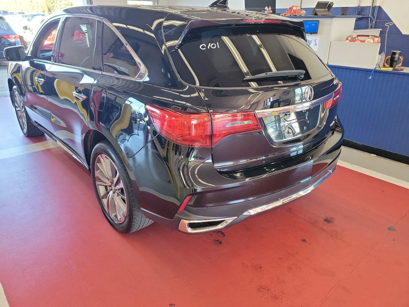 Used 2017 Acura MDX w/ Technology Package AWD/4WD image 2