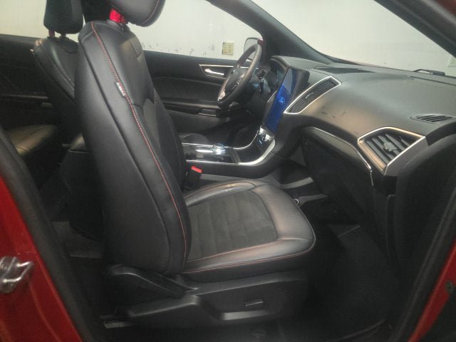 Used 2024 Ford Edge ST-Line AWD/4WD image 3
