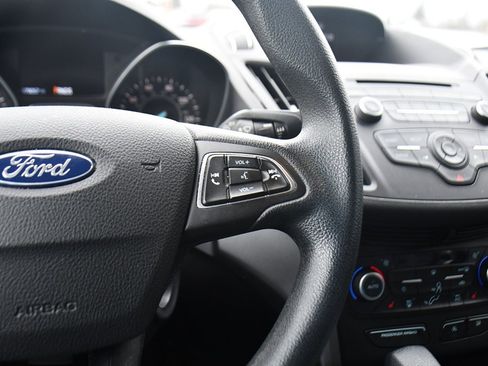 Used 2018 Ford Escape SE image 34