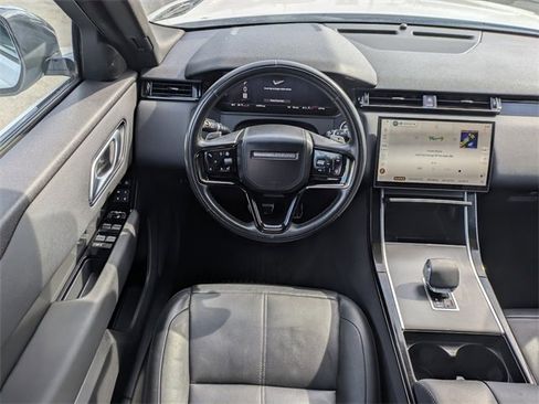 Used 2025 Land Rover Range Rover Velar Dynamic SE image 18