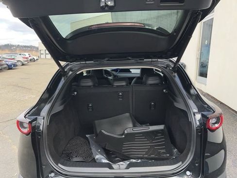 Used 2023 MAZDA CX-30 AWD 2.5 S w/ Premium Package image 17