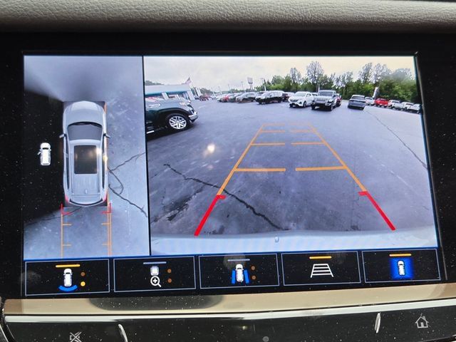 Used 2023 Cadillac XT6 Sport w/ Technology Package AWD/4WD image 31