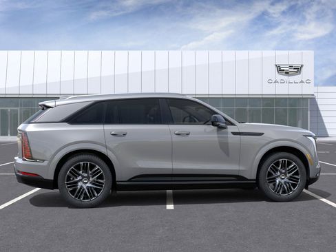 New 2026 Cadillac Escalade IQ Sport 1 w/ LPO, ONYX Package image 5