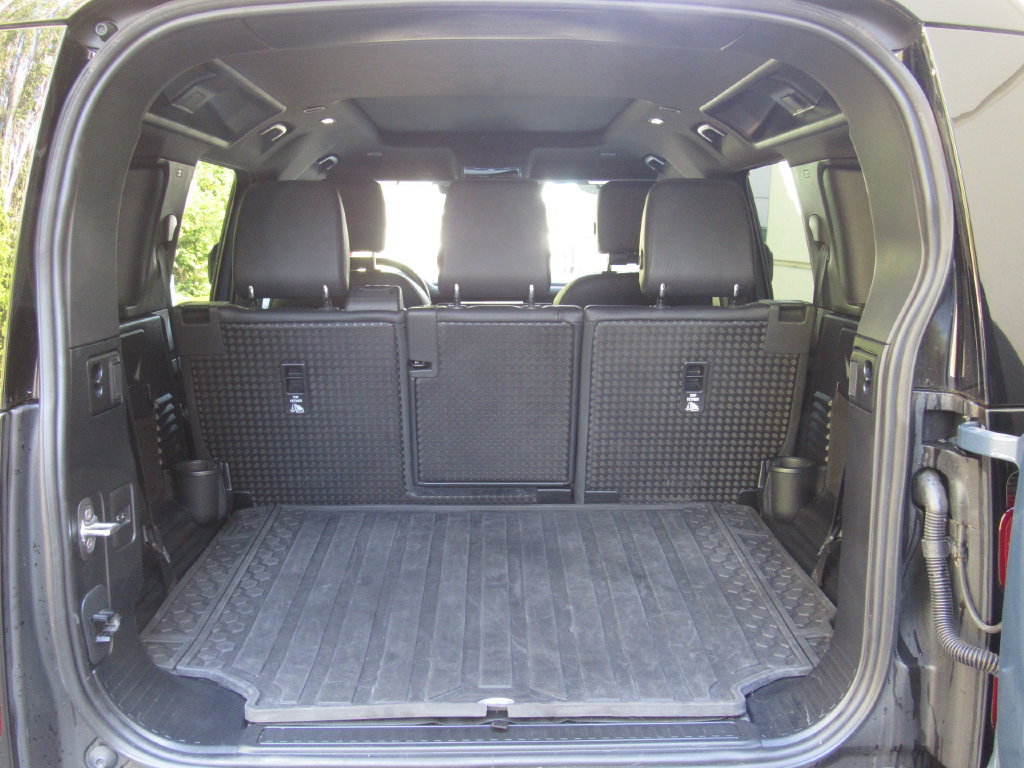 Used 2024 Land Rover Defender 110 S AWD/4WD image 22
