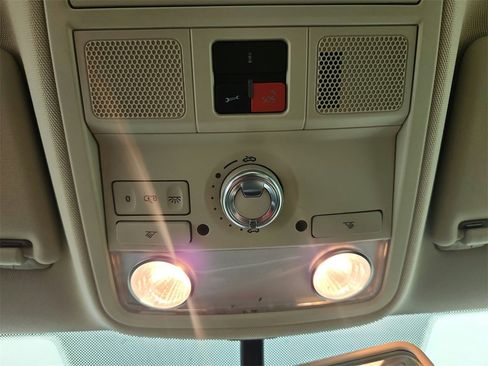 Used 2016 Volkswagen Jetta SEL w/ Lighting Package image 36