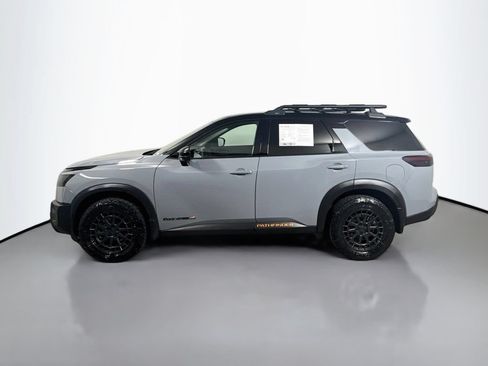 Used 2024 Nissan Pathfinder Rock Creek AWD/4WD image 4