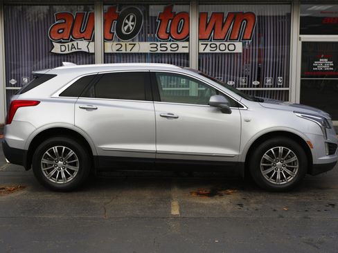 Used 2018 Cadillac XT5 Luxury w/ Driver Awareness Package image 21