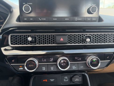 Certified 2024 Honda Civic EX image 18