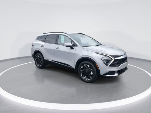 Used 2024 Kia Sportage SX AWD/4WD image 2
