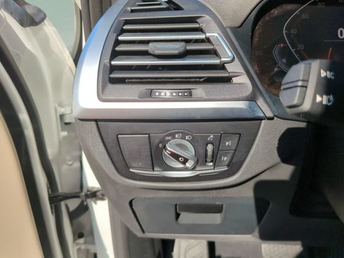 Used 2024 BMW X3 sDrive30i w/ Premium Package RWD image 14