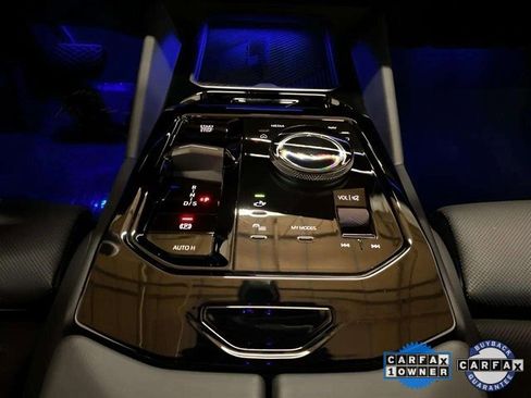 Used 2025 BMW 530i xDrive image 57