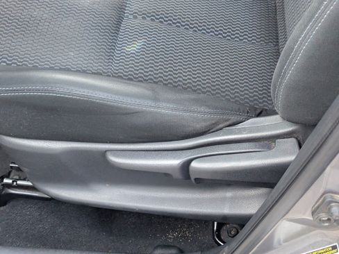 Used 2016 Nissan Versa Note SV image 20