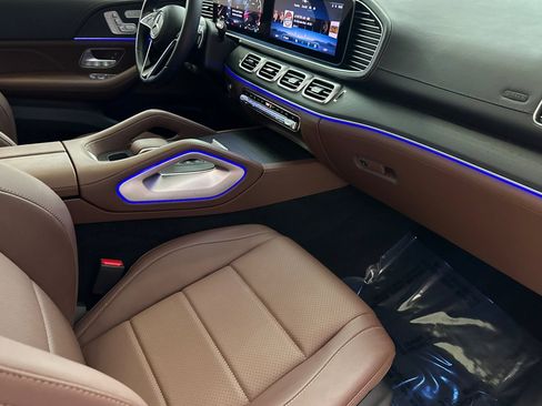 Used 2024 Mercedes-Benz GLE 350 4MATIC image 33